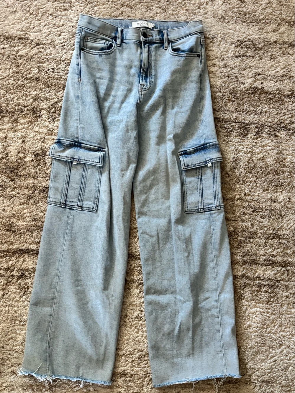 Buckle- Hidden Light Blue Wide-Leg Cargo Jeans - High Waist Flare